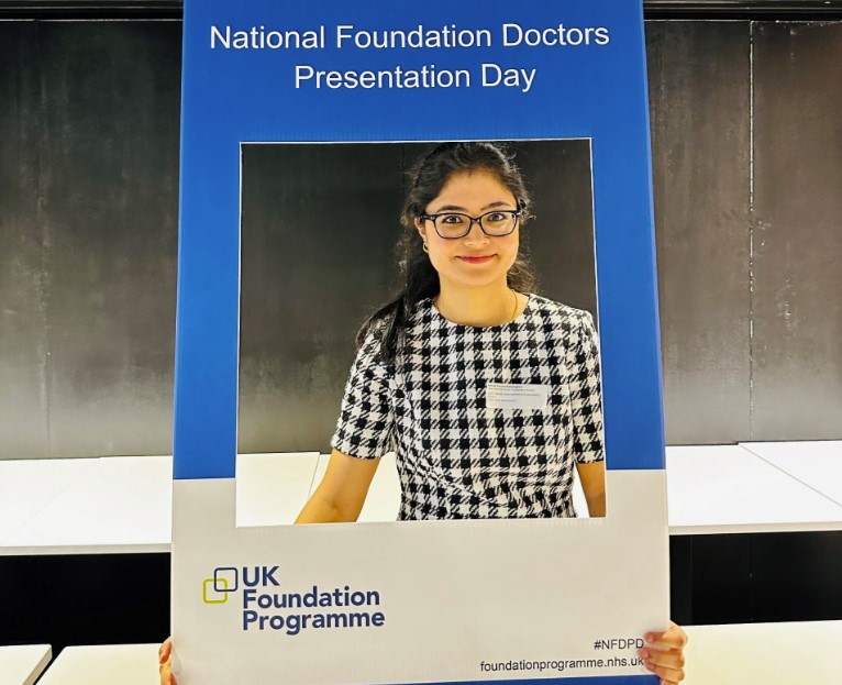 Image of foundation doctor, Nothiga Kumarakulasingham, using the NFDPD selfie frame